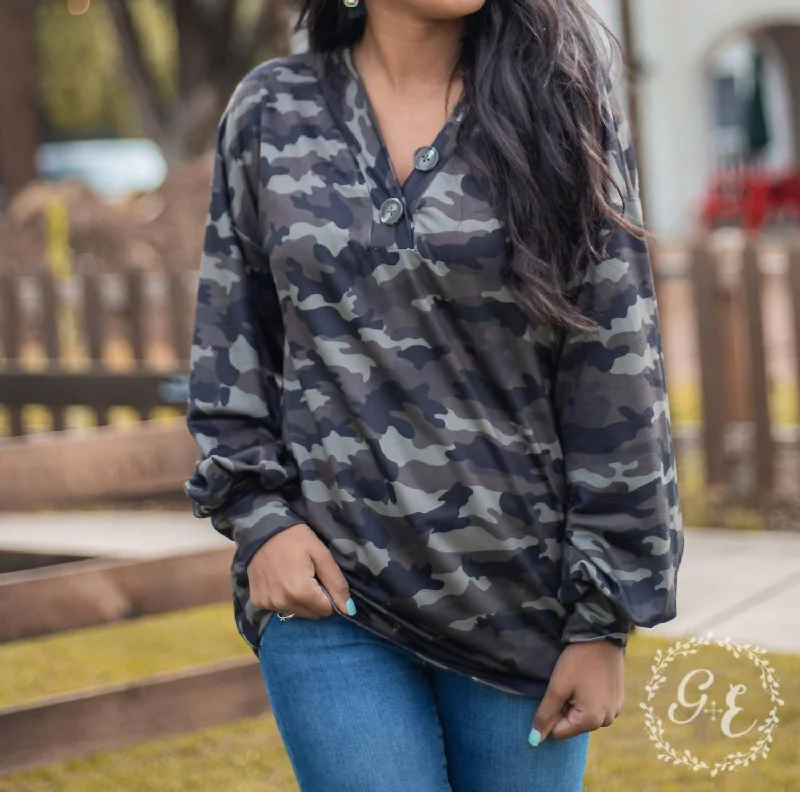 Sustainable Gender-Neutral Apparel New Season Fashion Preview Since You Been Gone Pullover With Balloon Longsleeves And Buttons Top In Camouflage Sustainable Gender-Neutral Apparel New Season Fashion Preview Since You Been Gone Pullover With Balloon Longsleeves And Buttons Top In Camouflage