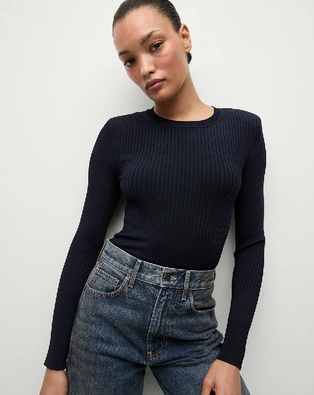 Minimalist Unisex Fashion Must-Haves Smart Casual Deals Acara Pullover