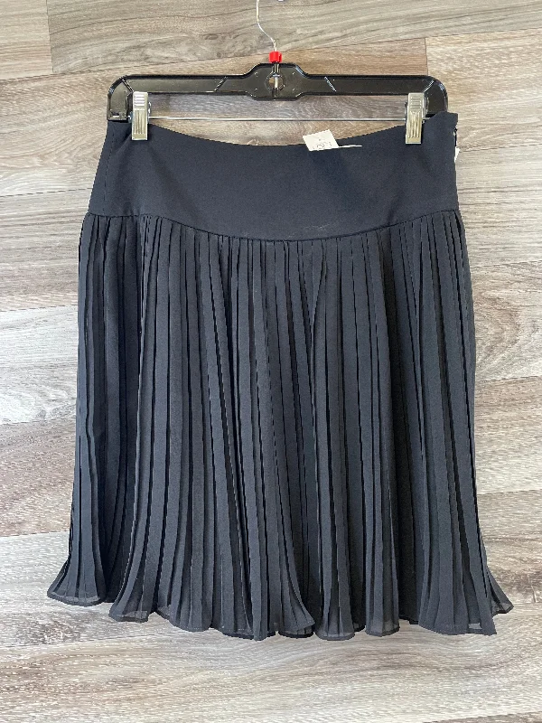 Skirt Mini & Short By Loft In Black, Size: 4