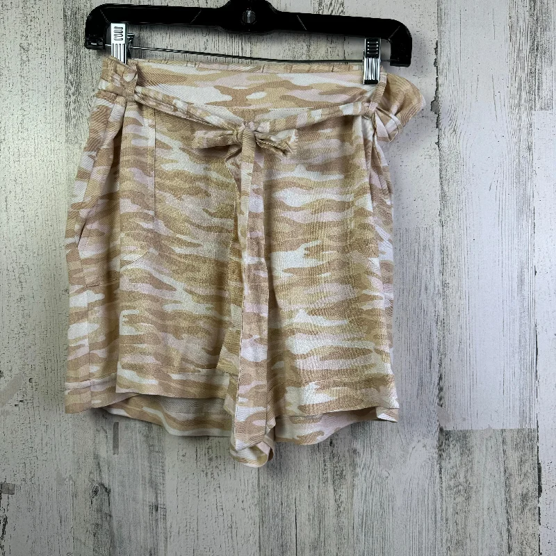 Tan Shorts Versona, Size 10