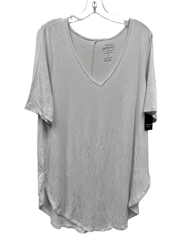 White Top Short Sleeve Basic By Torrid, Size: 1x