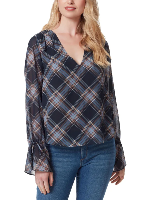 Bold And Trendy Gender-Neutral Outfits Fashion Sale Aurora Womens Plaid V-Neck Pullover Top Bold And Trendy Gender-Neutral Outfits Fashion Sale Aurora Womens Plaid V-Neck Pullover Top