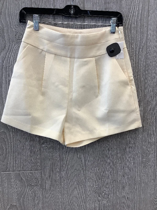 Tan Shorts Endless Rose, Size 4