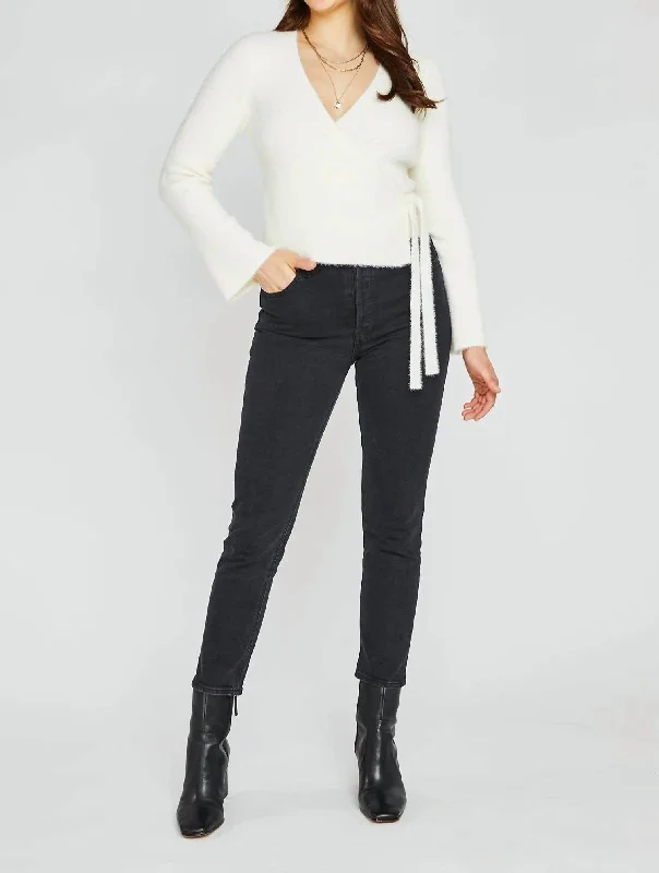 Gender-Neutral Trendy Clothing Styles Holiday Attire Sale Daytona Pullover Top In Snow Gender-Neutral Trendy Clothing Styles Holiday Attire Sale Daytona Pullover Top In Snow