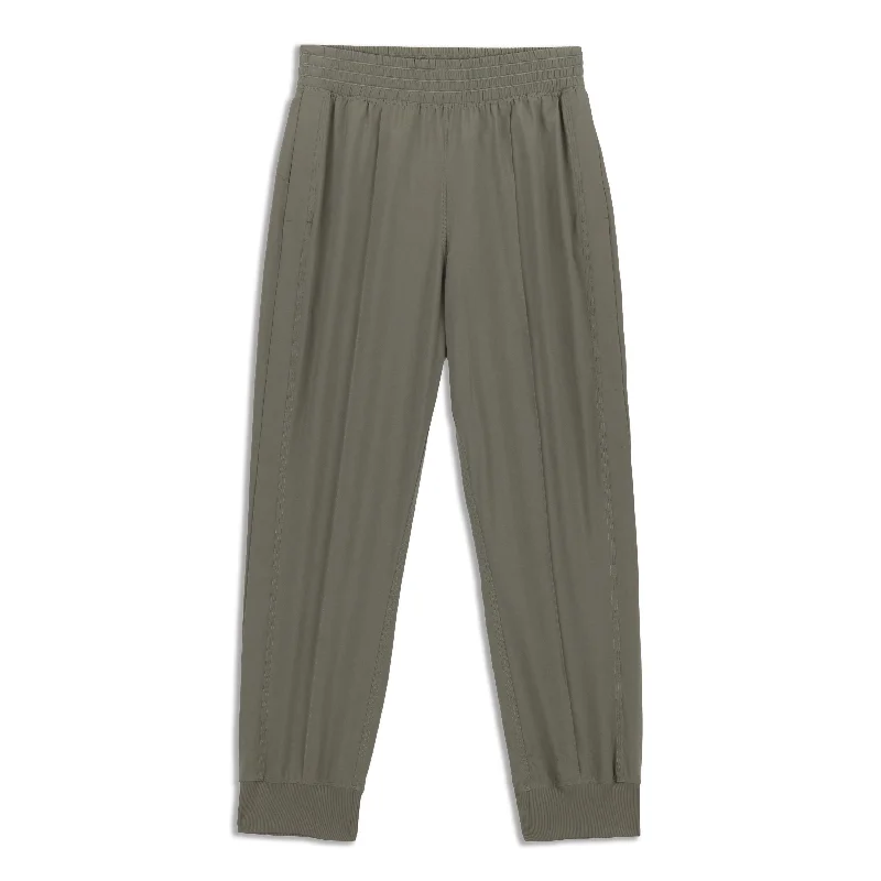 Wanderer Cropped Jogger - Resale